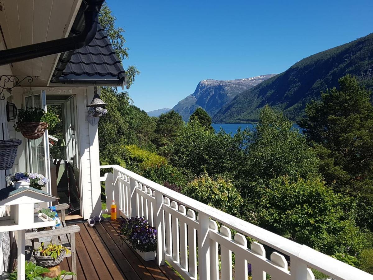 Between Fjord Og Glacier Ålfoten 외부 사진